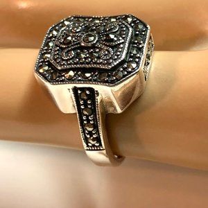 925 Sterling Silver & Marcasite Ring - SZ 7 1/2